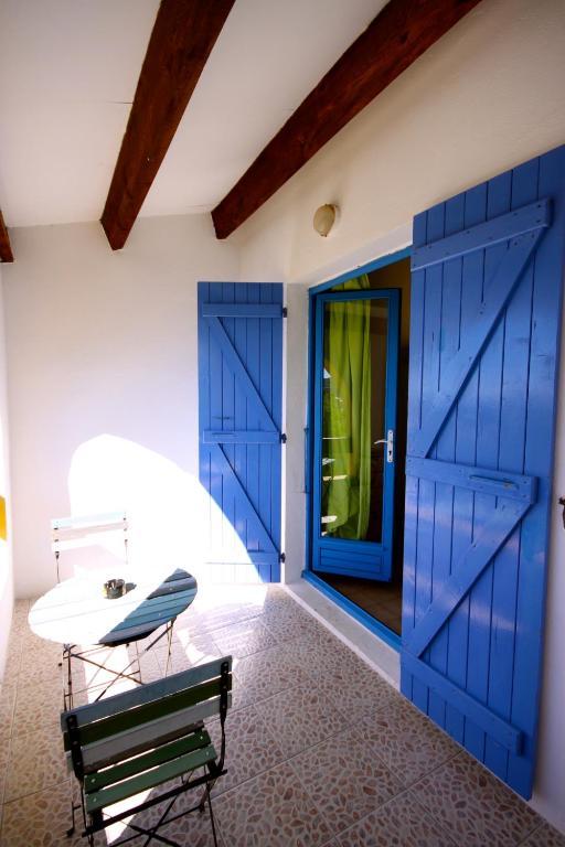 Hotel U Liamone Saint-Florent  Bilik gambar